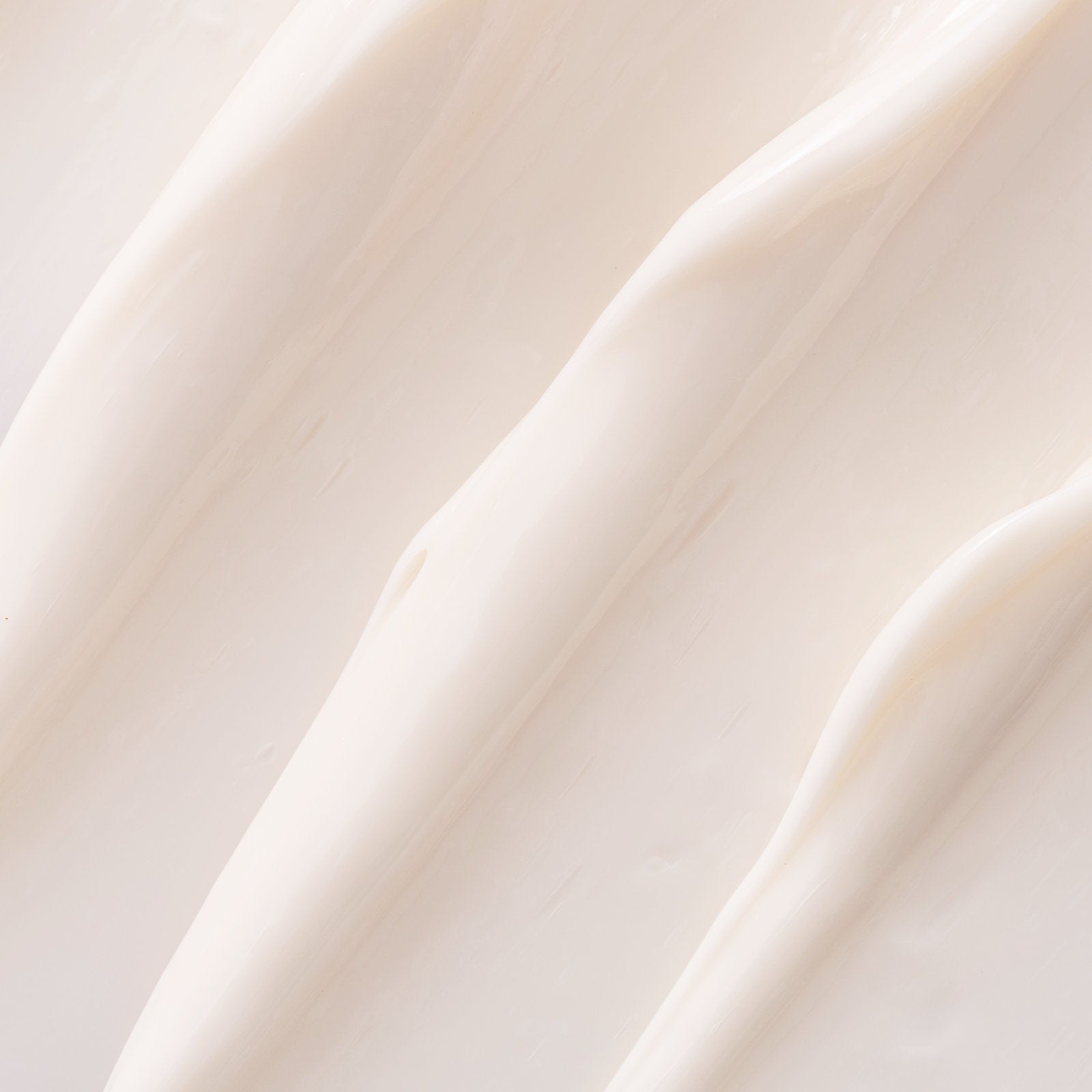 AMPERNA-Hydrating-Gentle-Lotion-With-Ceramides-Swatch.jpg