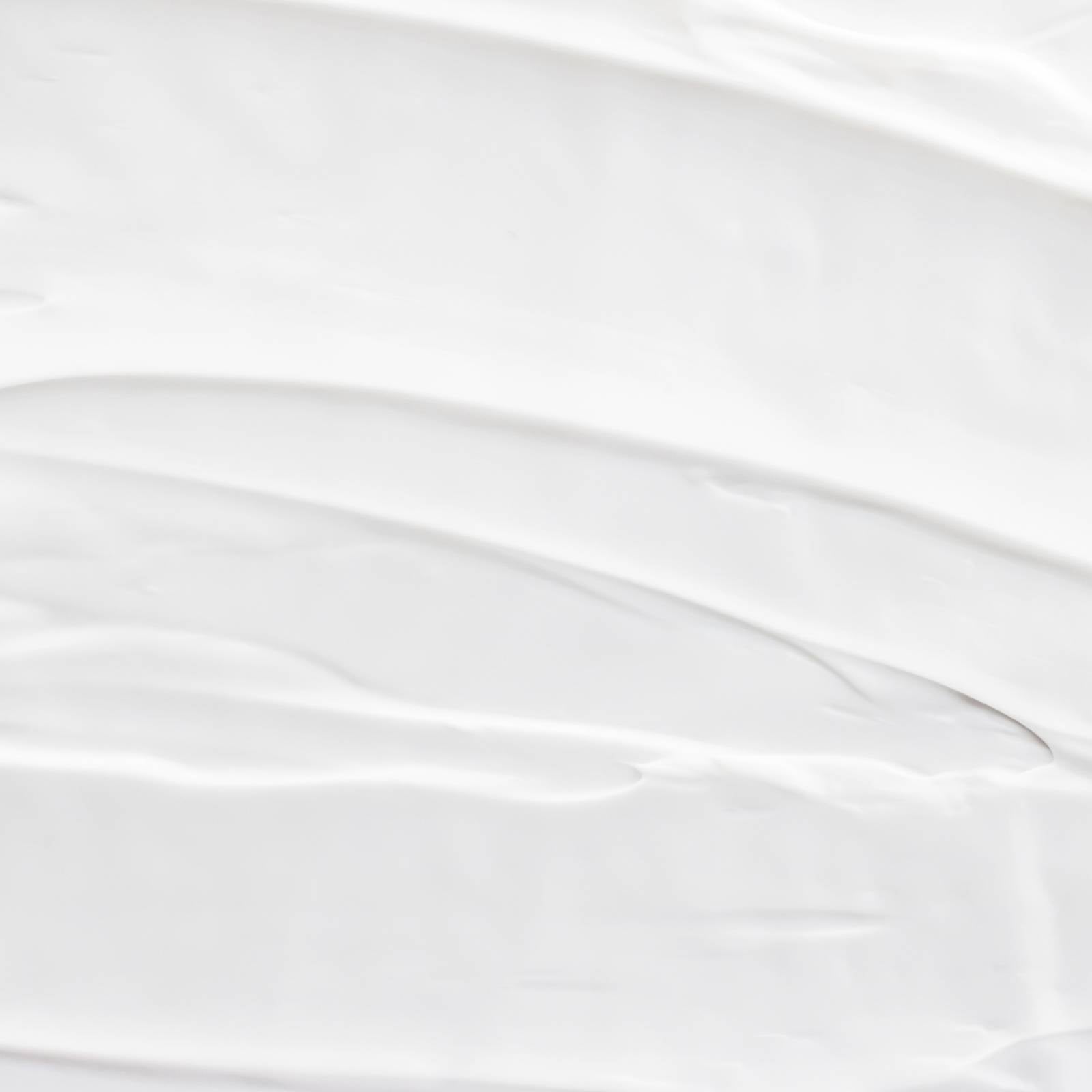 AMPERNA-Lighweight-Soothing-Emulsion-Swatch2.jpg